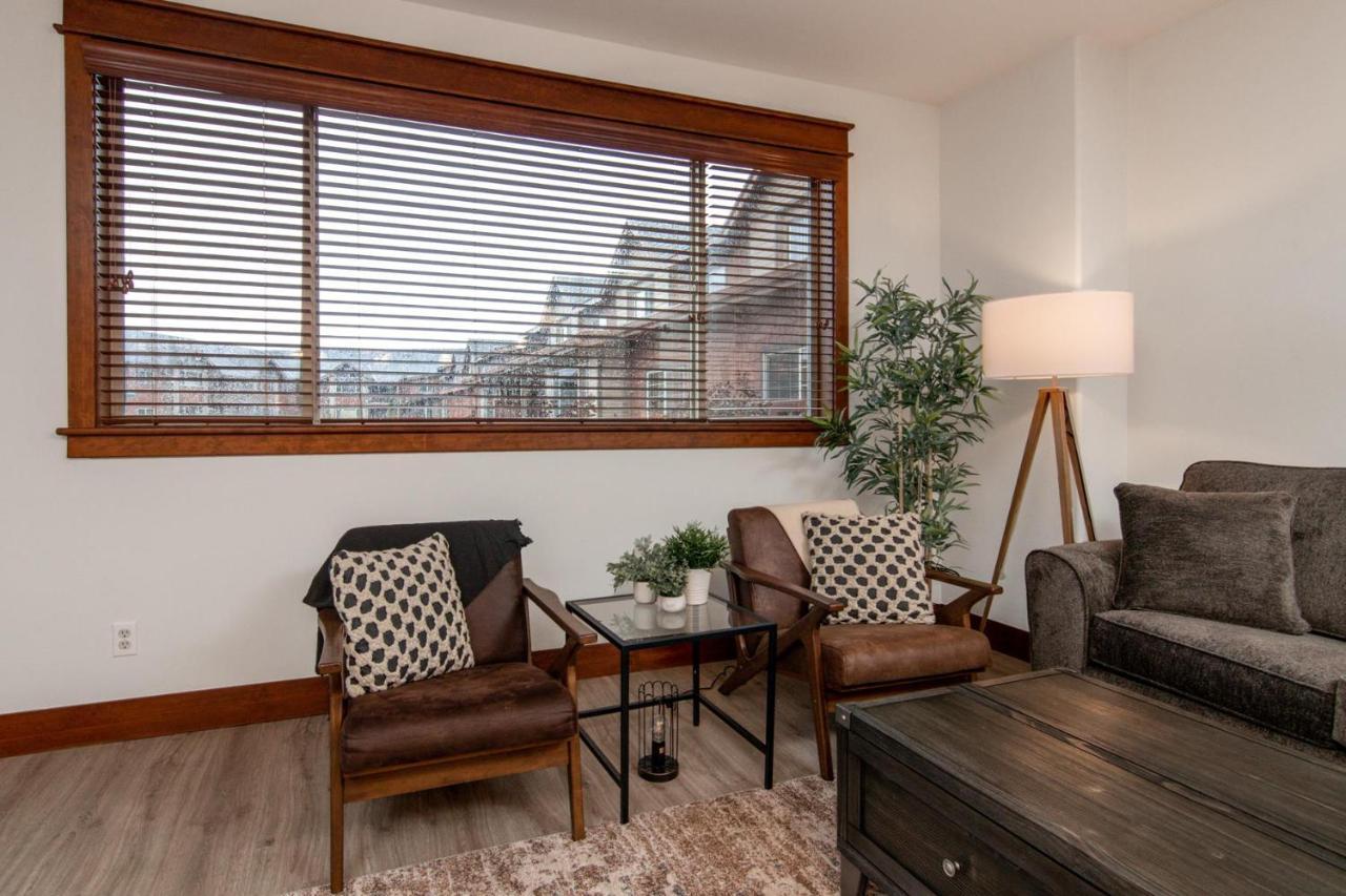 Modern Riverstone Condo With Grand Deck - Steps To Shops, Restaurants, Trails And River Кёр-д'Ален Экстерьер фото
